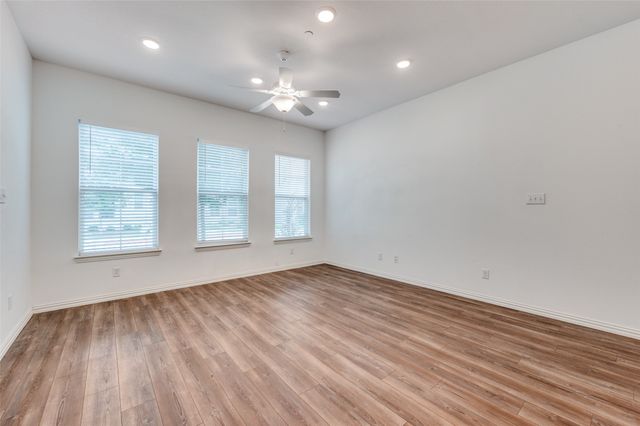 9912 Schramm Street, Irving, TX 75063