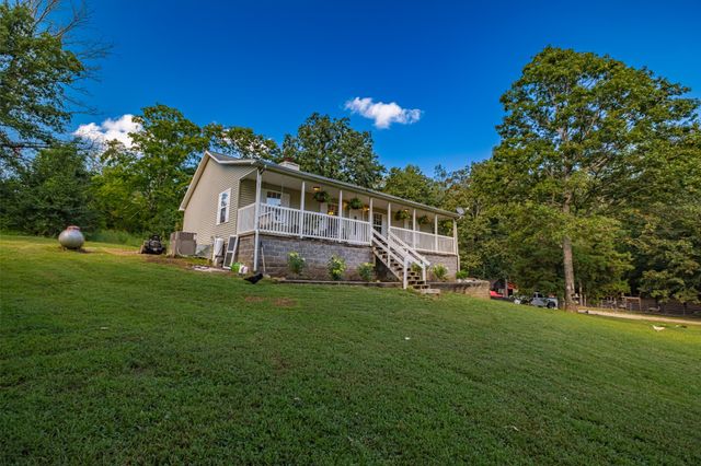 1450 Pleasant Hill Rd, Mcminnville, TN 37110