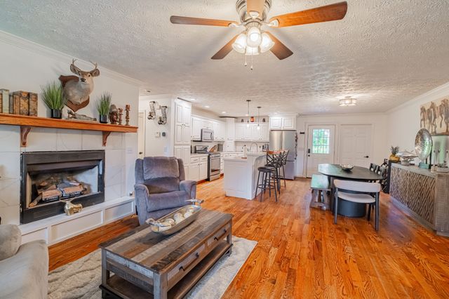 1450 Pleasant Hill Rd, Mcminnville, TN 37110