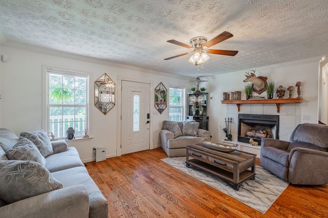 1450 Pleasant Hill Rd, Mcminnville, TN 37110