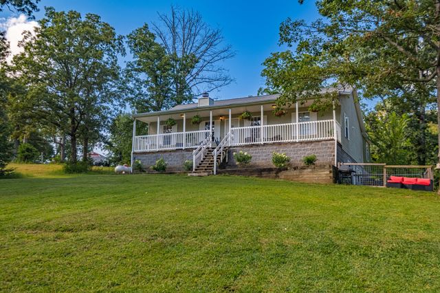 1450 Pleasant Hill Rd, Mcminnville, TN 37110