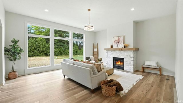 9836 Gala Cove, Fort Wayne, IN 46835