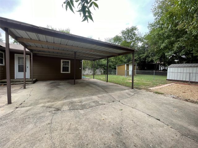 5108 Tulane Avenue, River Oaks, TX 76114