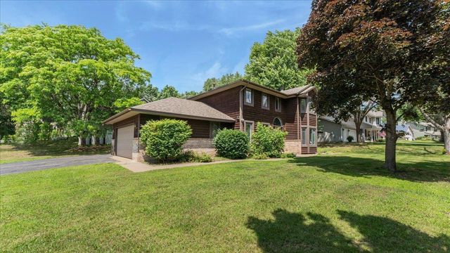 12720 Ibis Street NW, Coon Rapids, MN 55448