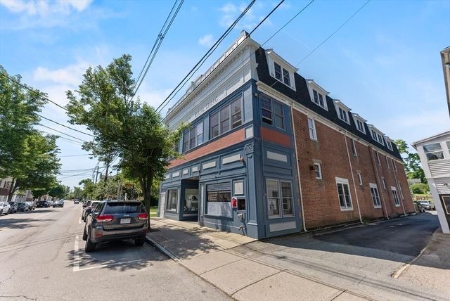 310 Court St 2, Plymouth, MA 02360