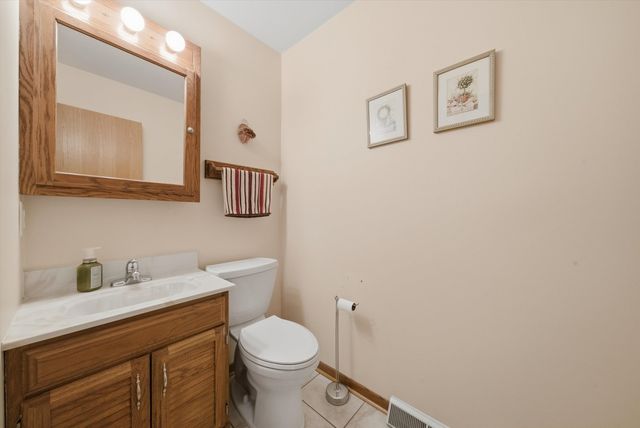12841 Terrace Lane, Crestwood, IL 60418