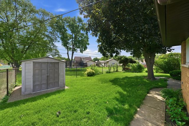 12841 Terrace Lane, Crestwood, IL 60418