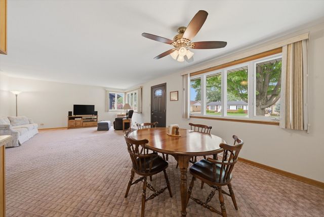 12841 Terrace Lane, Crestwood, IL 60418