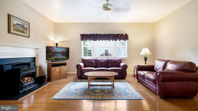 3405 PIN OAK LN, Chalfont, PA 18914