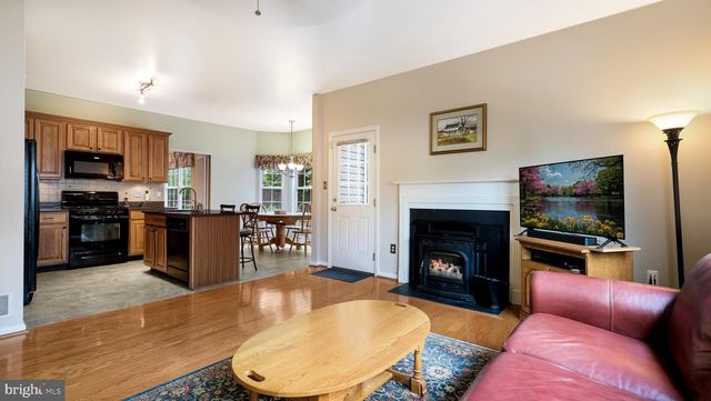 3405 PIN OAK LN, Chalfont, PA 18914