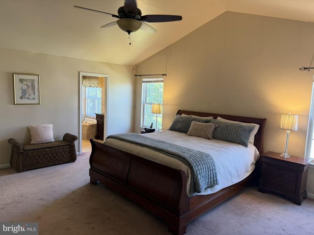 3405 PIN OAK LN, Chalfont, PA 18914