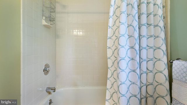 3405 PIN OAK LN, Chalfont, PA 18914