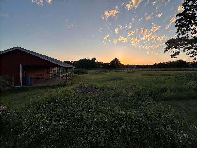 1231 Latigo Lane, Bartonville, TX 75022