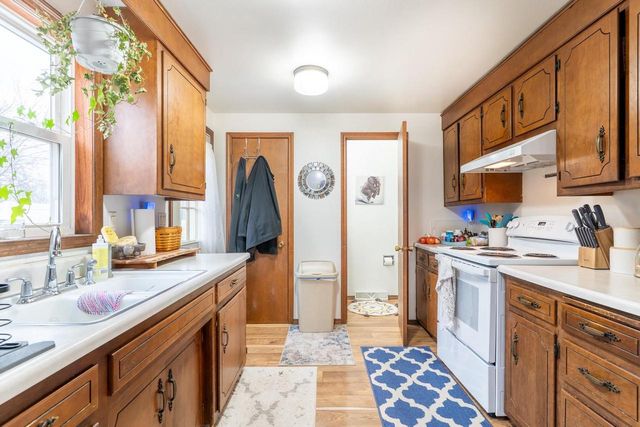 3655 EAST RIVER DRIVE, Green Bay, WI 54301