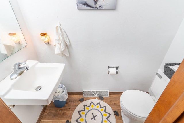 3655 EAST RIVER DRIVE, Green Bay, WI 54301