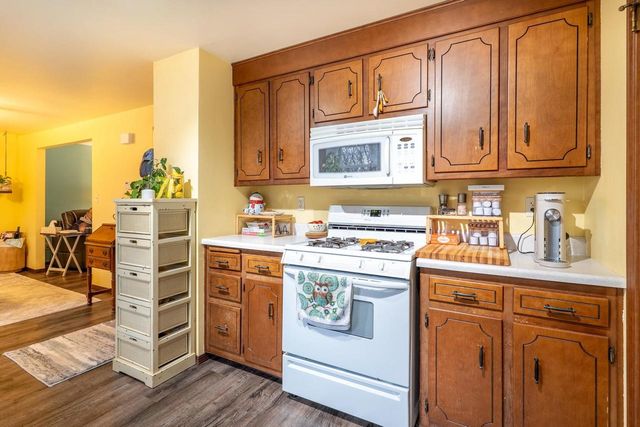 3655 EAST RIVER DRIVE, Green Bay, WI 54301