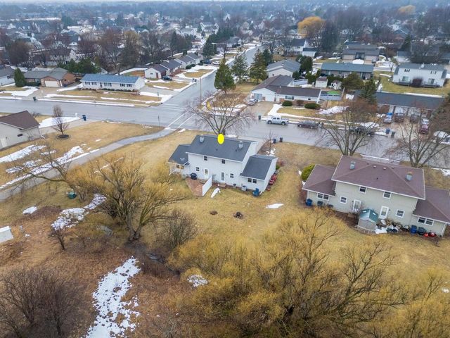 3655 EAST RIVER DRIVE, Green Bay, WI 54301