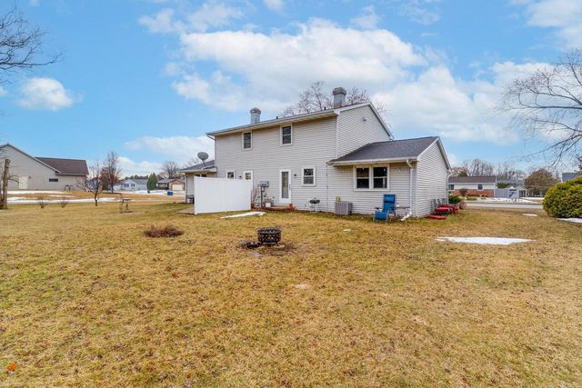 3655 EAST RIVER DRIVE, Green Bay, WI 54301