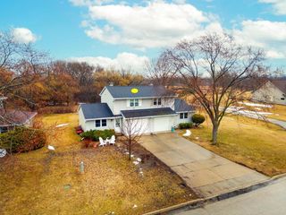 3655 EAST RIVER DRIVE, Green Bay, WI 54301