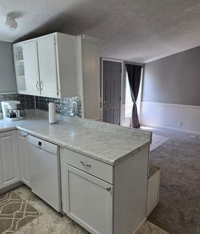 475 Tyler Road, Wayland Twp, MI 49348