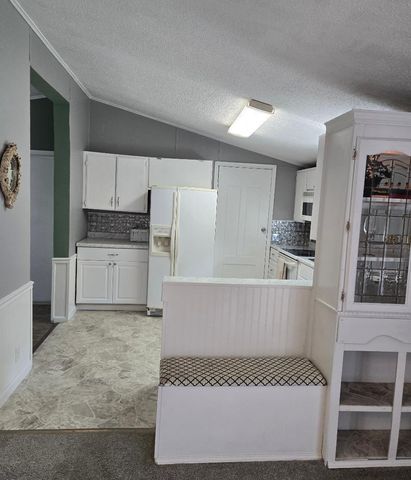 475 Tyler Road, Wayland Twp, MI 49348