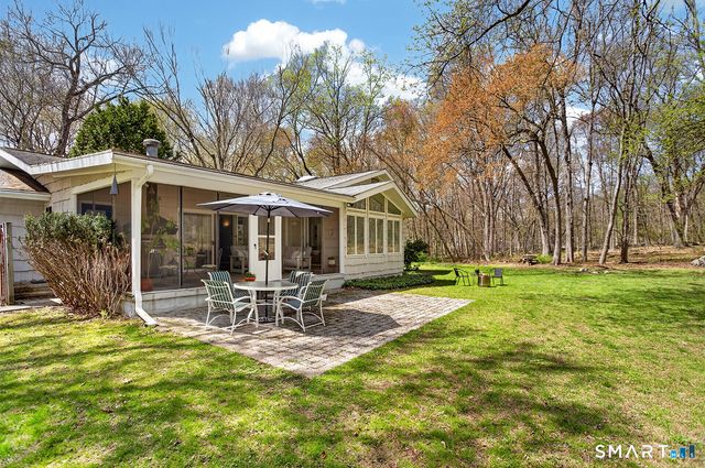 112 Calico Lane, Fairfield, CT 06824