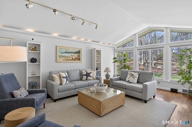 112 Calico Lane, Fairfield, CT 06824