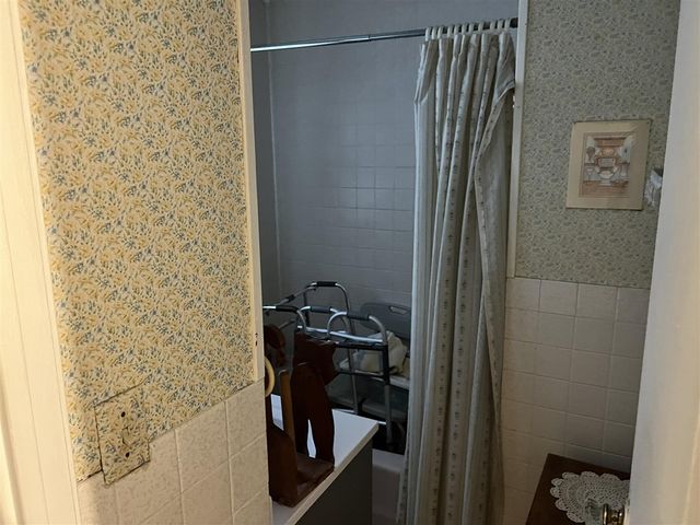 2775 E Y Avenue, Vicksburg, MI 49097