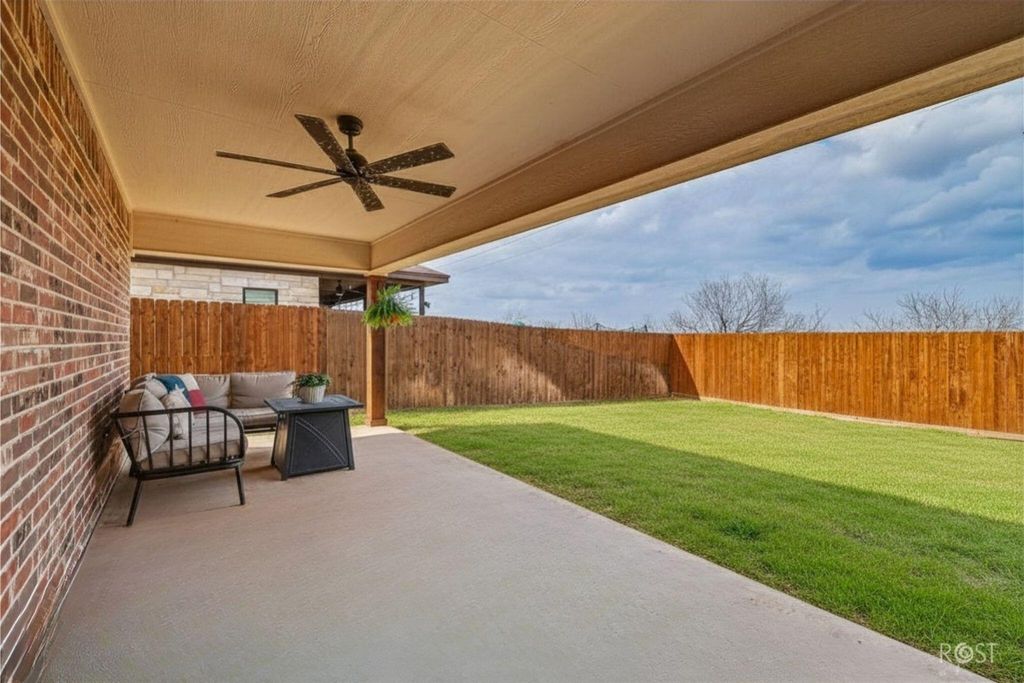 Image 31 of property listing at 4030 Caroline Lane, San Angelo, TX 76904
