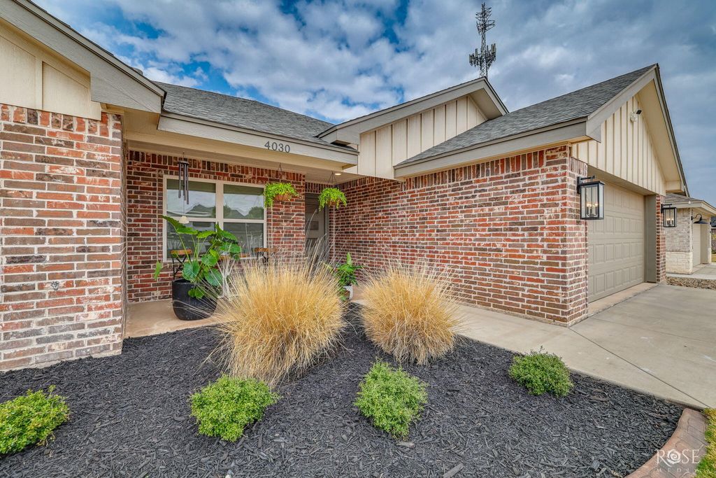 Image 4 of property listing at 4030 Caroline Lane, San Angelo, TX 76904