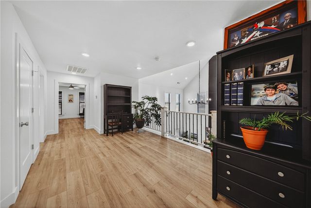 609 Atlanta SE Street, Gravette, AR 72736