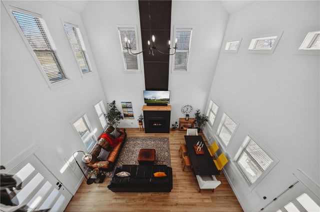 609 Atlanta SE Street, Gravette, AR 72736