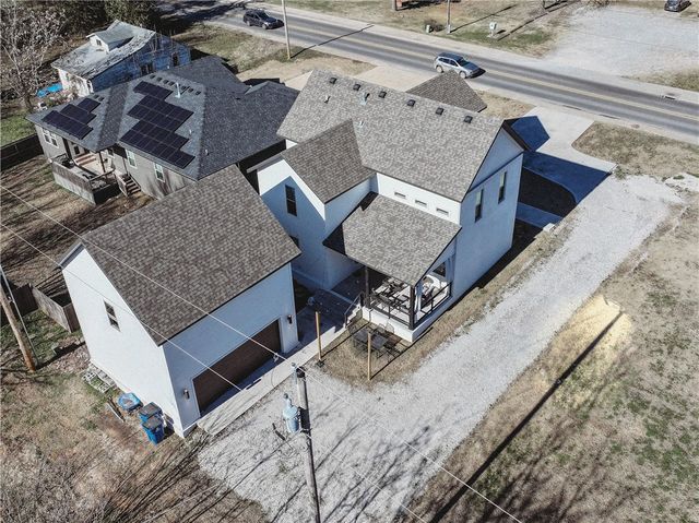 609 Atlanta SE Street, Gravette, AR 72736