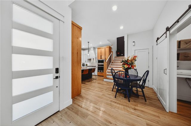 609 Atlanta SE Street, Gravette, AR 72736