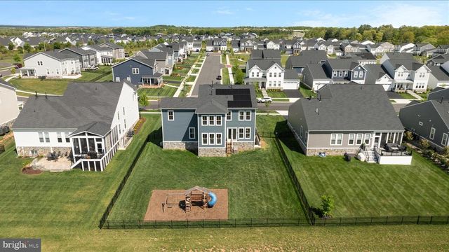 220 STOIC ST SE, Leesburg, VA 20175