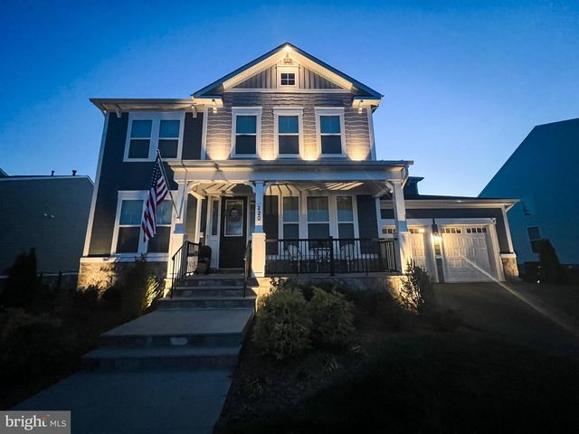 220 STOIC ST SE, Leesburg, VA 20175