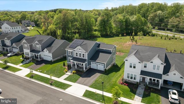 220 STOIC ST SE, Leesburg, VA 20175
