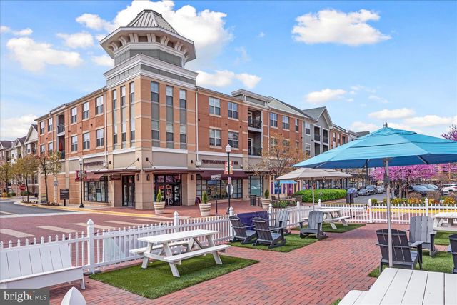 220 STOIC ST SE, Leesburg, VA 20175