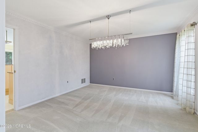 8 Roebling Court, Leonardo, NJ 07737