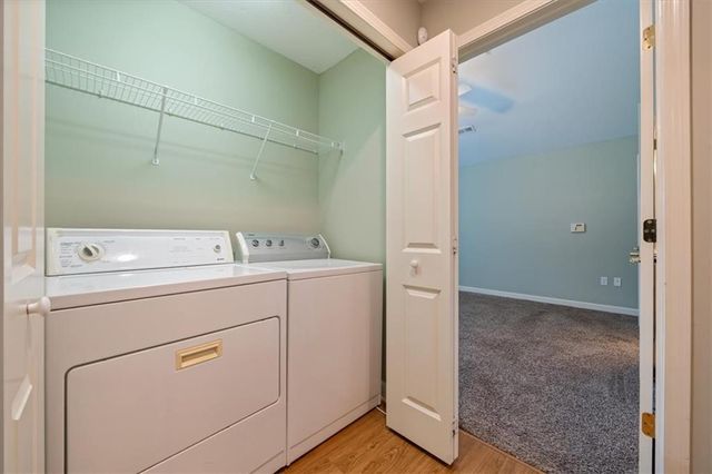 7213 MEADOW VIEW Street, Shawnee, KS 66227