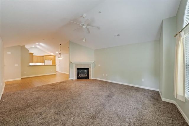 7213 MEADOW VIEW Street, Shawnee, KS 66227