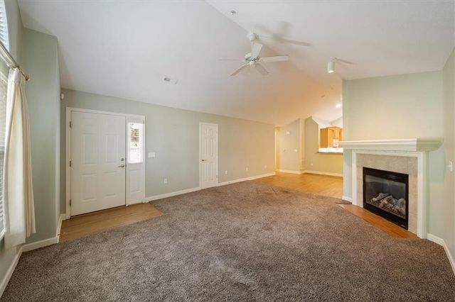 7213 MEADOW VIEW Street, Shawnee, KS 66227
