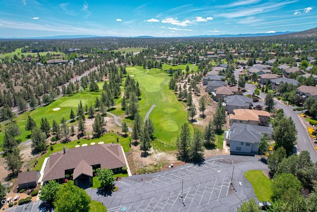 1056 Niagara Falls Drive, Redmond, OR 97756