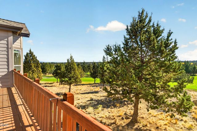 1056 Niagara Falls Drive, Redmond, OR 97756