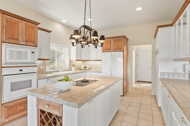 1056 Niagara Falls Drive, Redmond, OR 97756