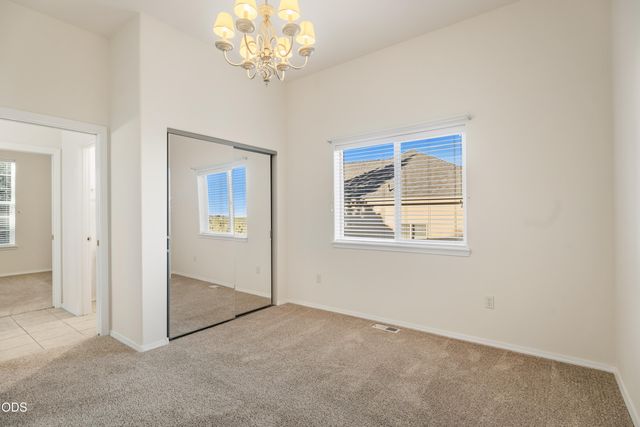 1056 Niagara Falls Drive, Redmond, OR 97756