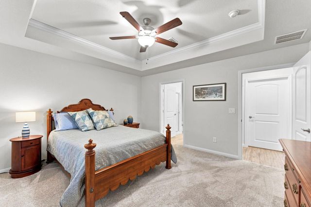 201 Flaxen Chestnut, The Woodlands, TX 77382