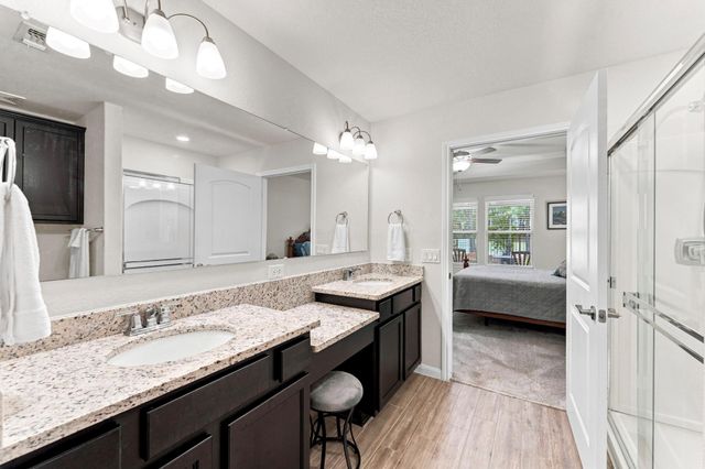 201 Flaxen Chestnut, The Woodlands, TX 77382
