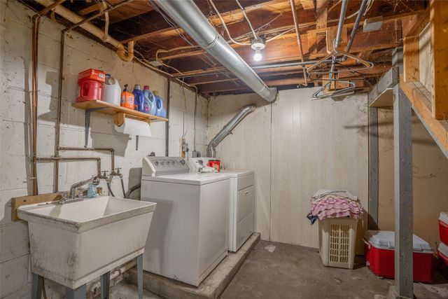 1213 Broad Street, Des Moines, IA 50315