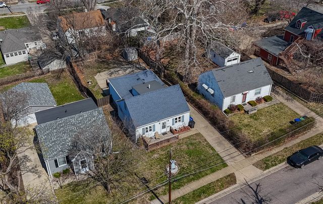 1213 Broad Street, Des Moines, IA 50315